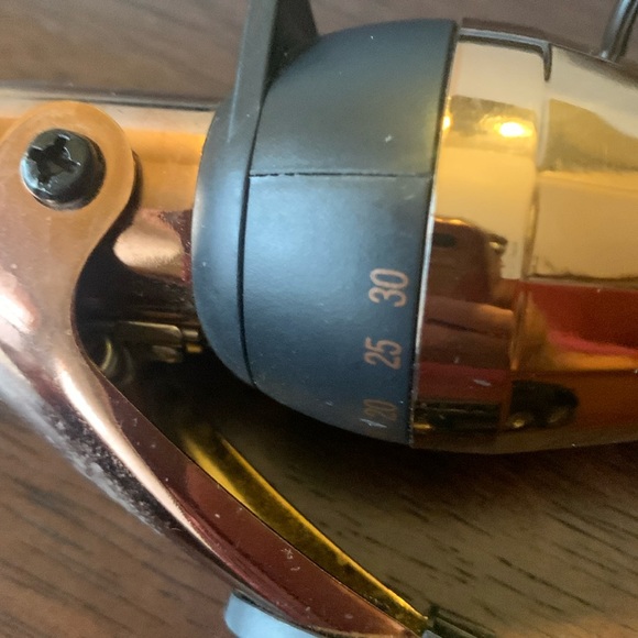 Infiniti - Pro by Conair 1" Curling Iron - Black/Gold - Picture 3 of 6